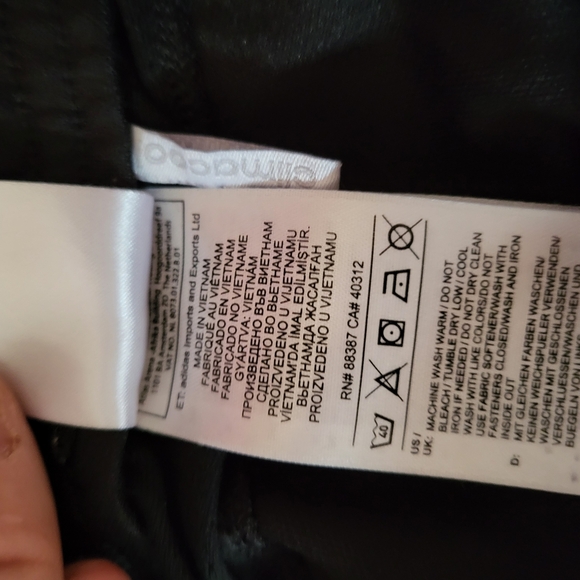 Adidas Kids Black Track Pants, Size Small  (28) - Picture 5 of 8